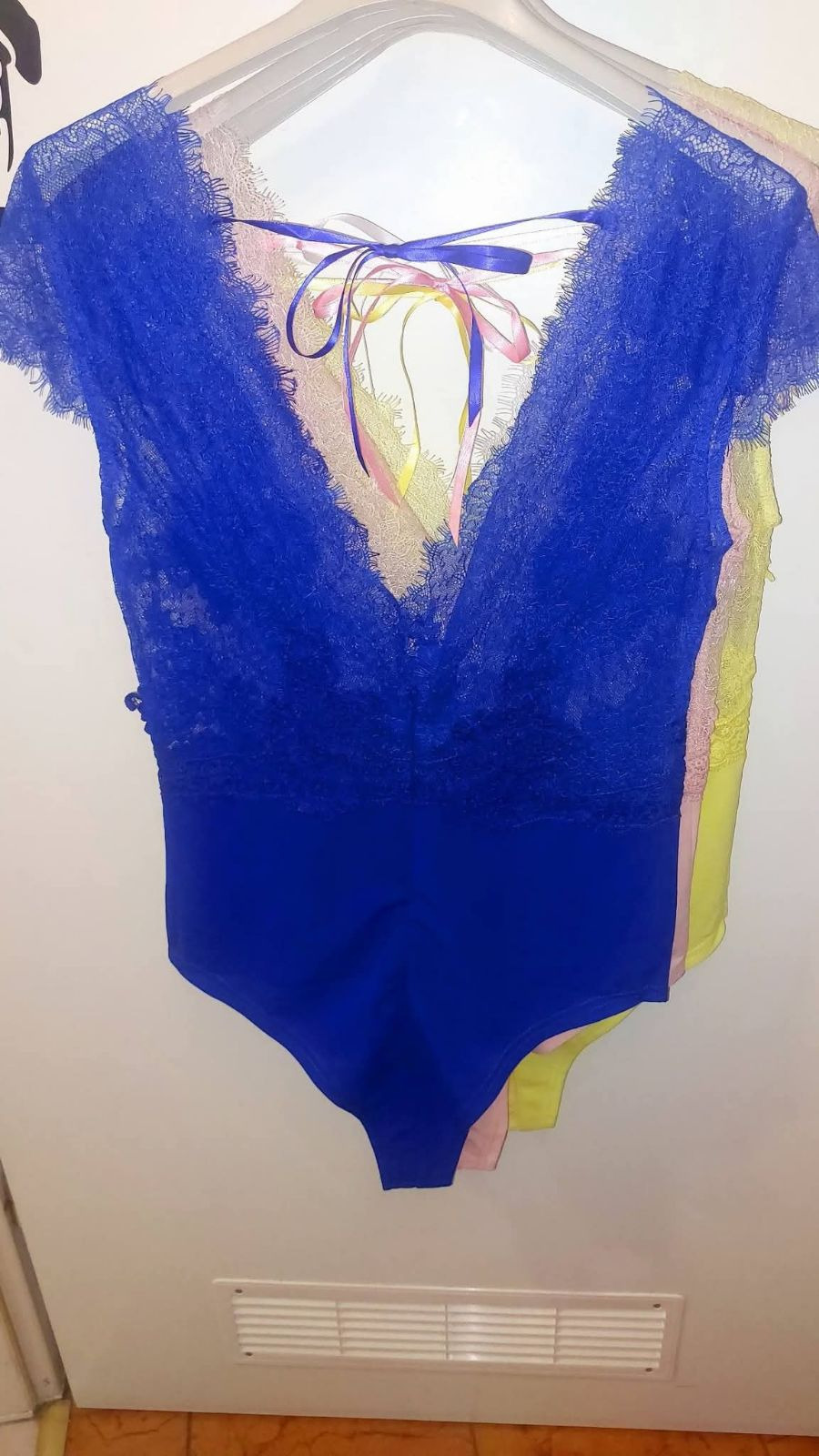 Body damskie koronkowe s/m chabrowy