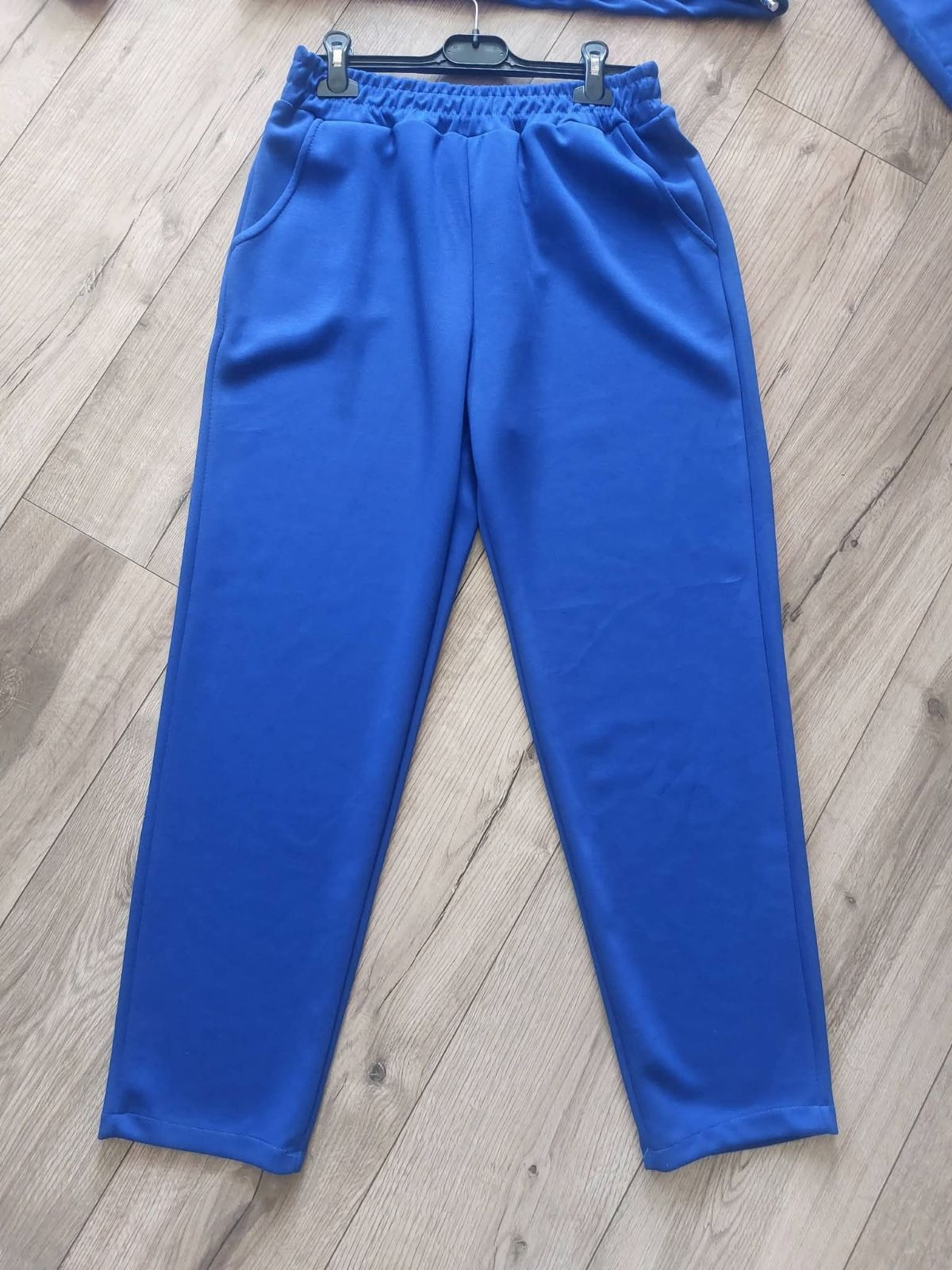 Komplet dresowy damski M /L chabrowy