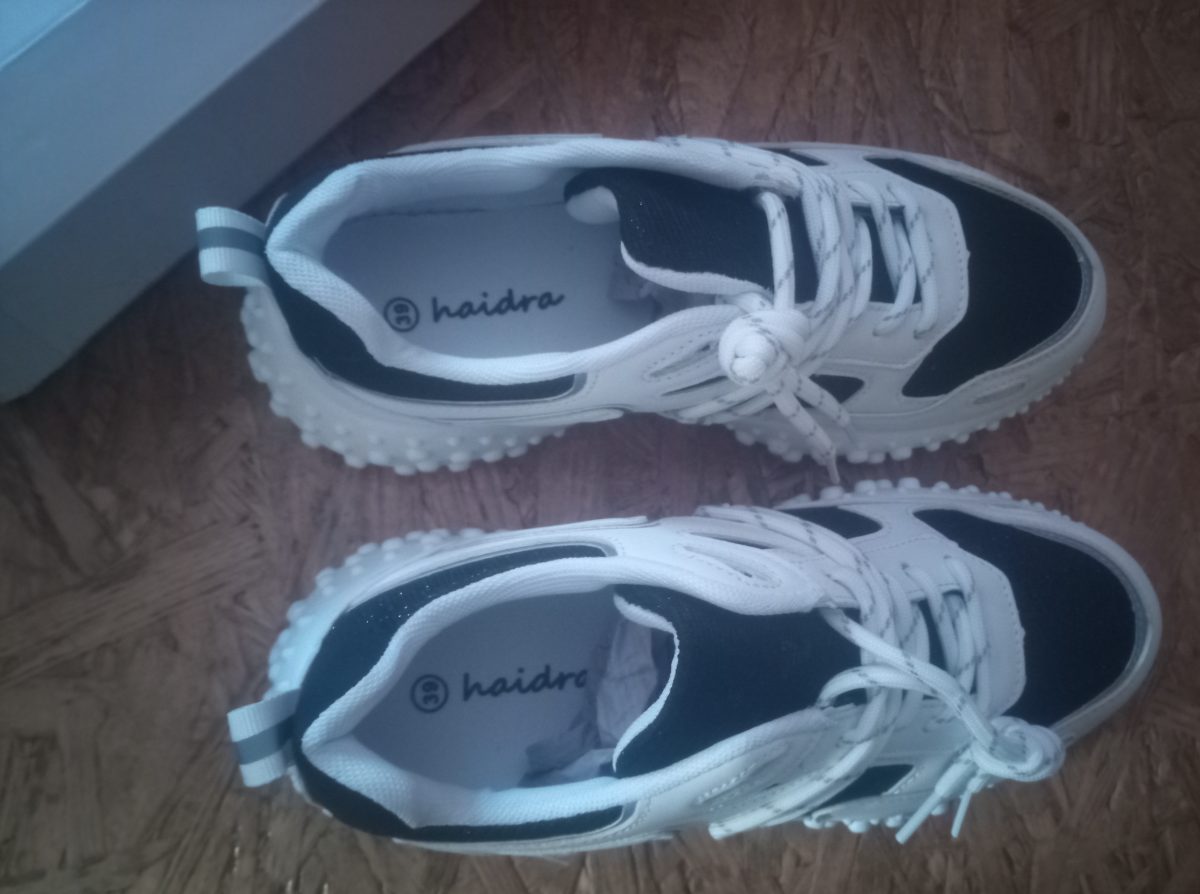 Buty damskie biało - czarne obuwie sportowe sneakersy r. 39