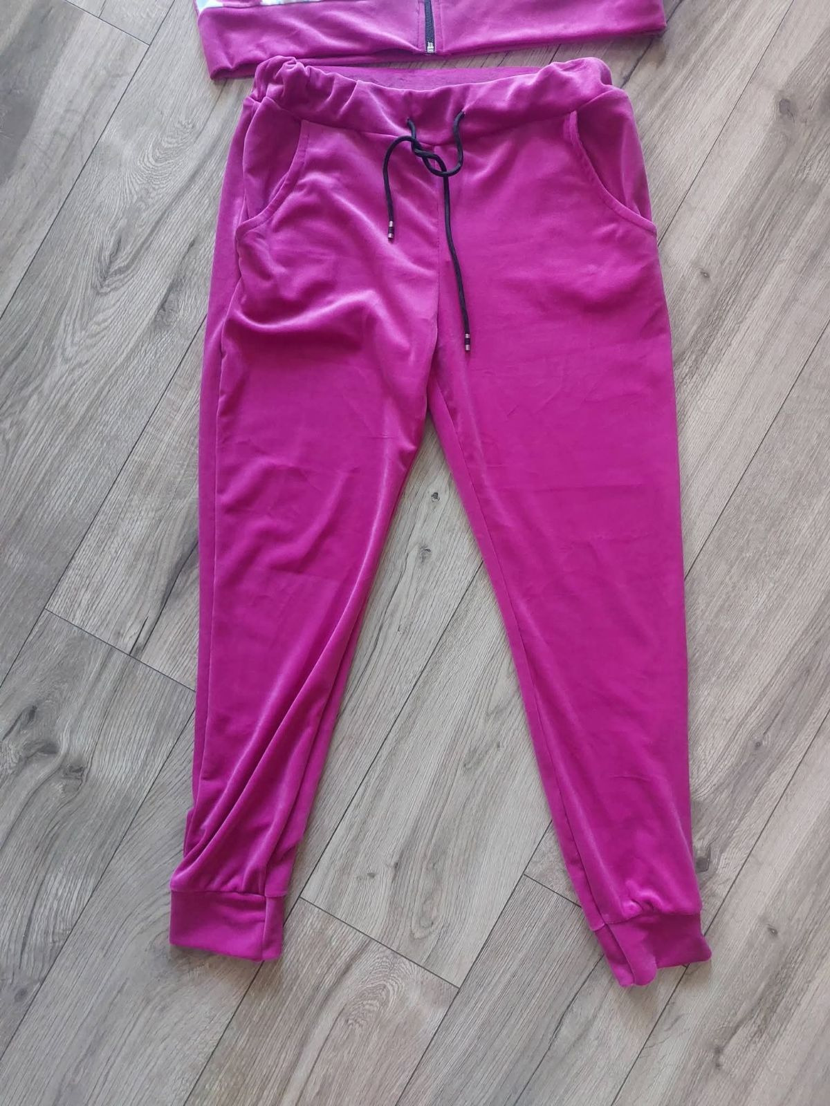 Komplet dresowy damski Fuksja różowy M/L