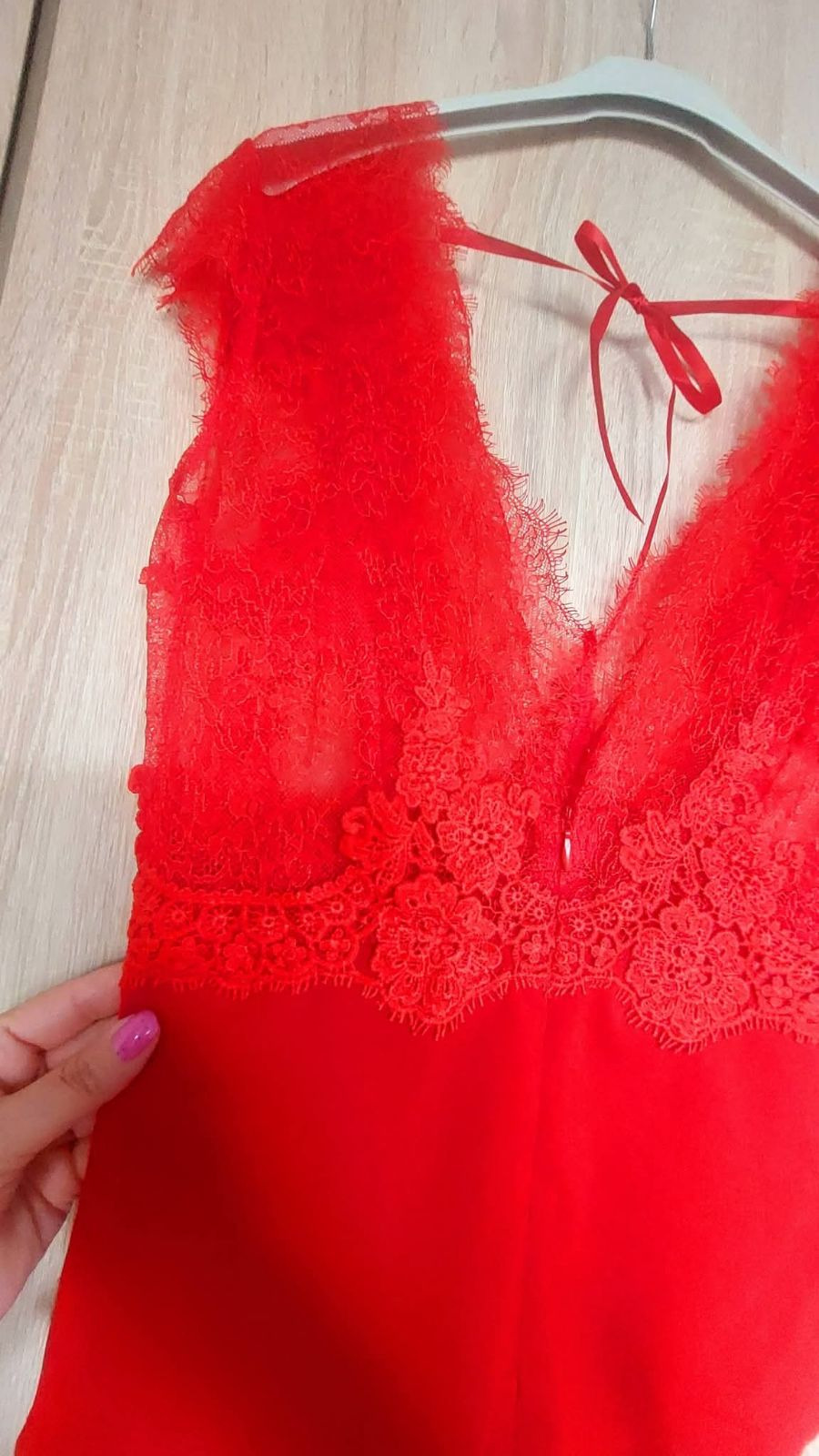 Body damskie czerwone koronkowe S/M