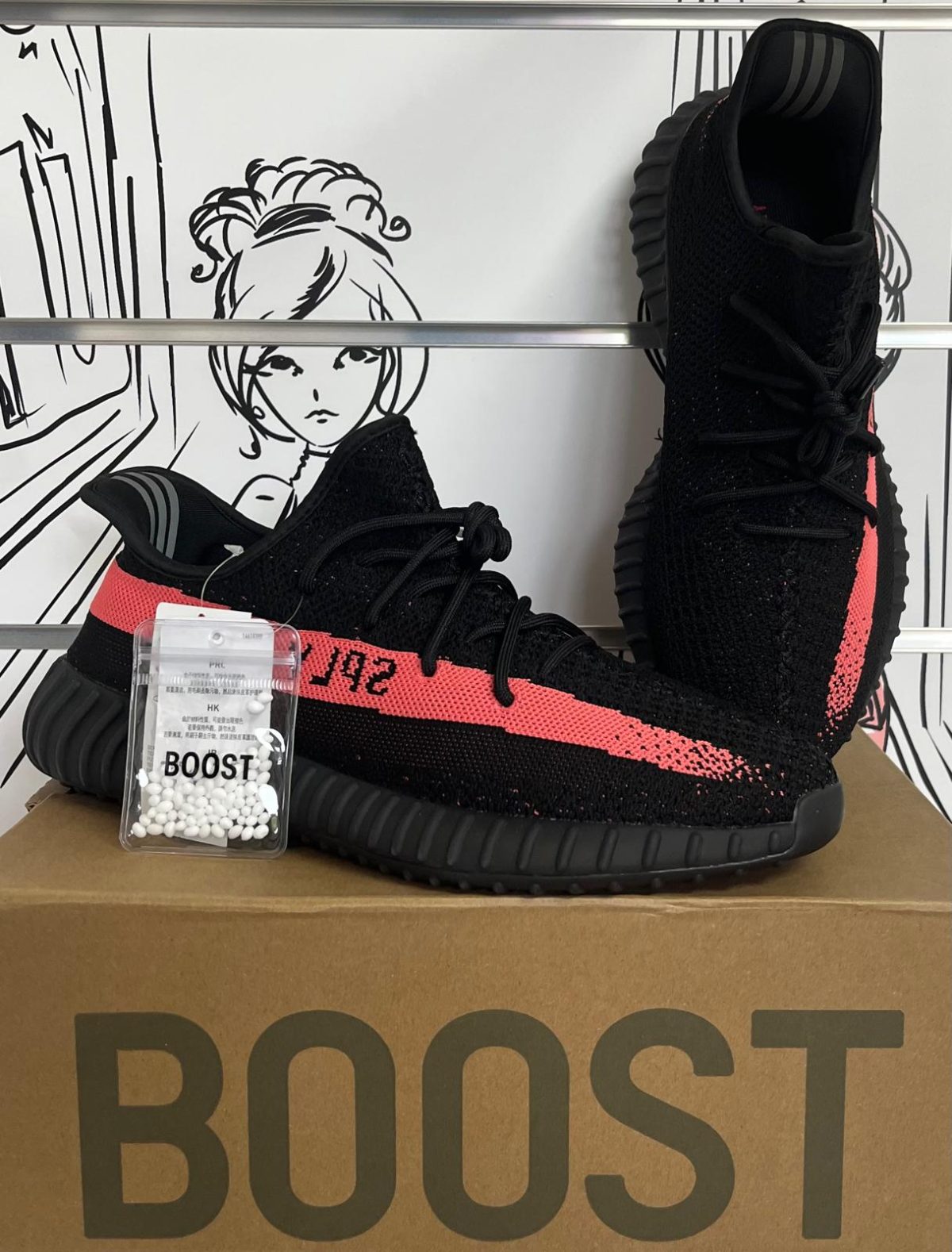 Adidas Yeezy Boost 350 V2 „Red Stripe” rozmiar 45 1/3