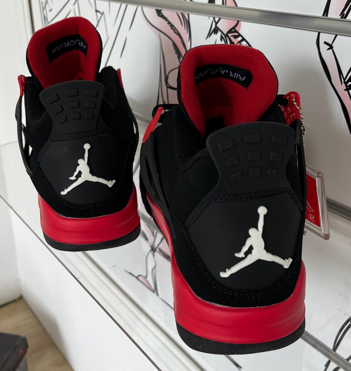 Nike Air Jordan 4 Retro „Red Thunder” rozmiar 44