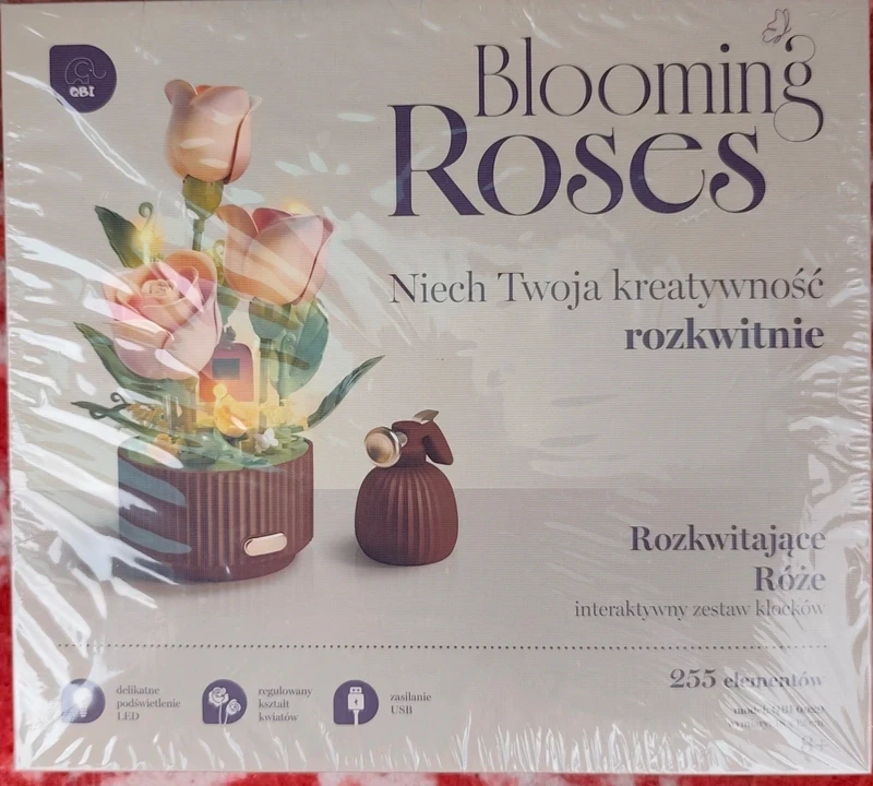 QBI Blooming Roses - pudroworóżowe kwiaty z klocków