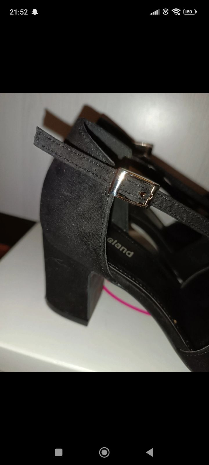 Czarne zamszowe czółenka na słupku 6 cm