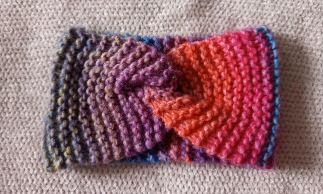 Ręcznie robiona opaska na głowę – wełna Katia Azteca | twist | handmade